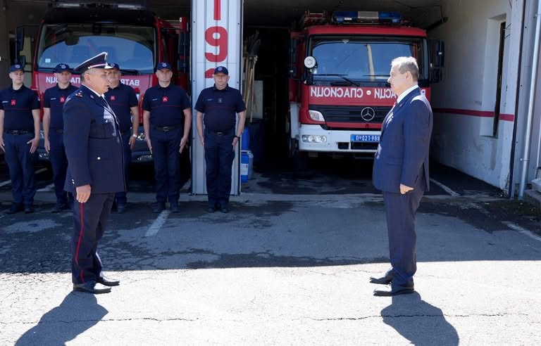 Dačić u Novom Pazaru: MUP nastavlja ulaganja u opremu i bolje uslove rada policije i vatrogasaca